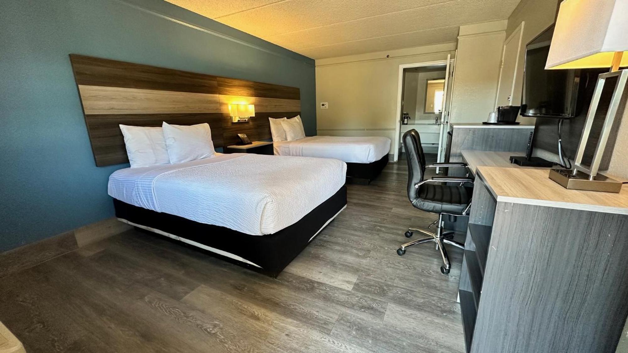 Days Inn By Wyndham San Diego ויסטה מראה חיצוני תמונה