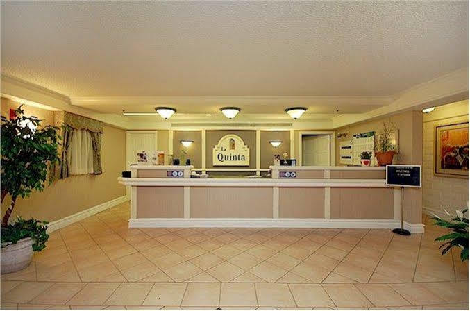 Days Inn By Wyndham San Diego ויסטה מראה חיצוני תמונה